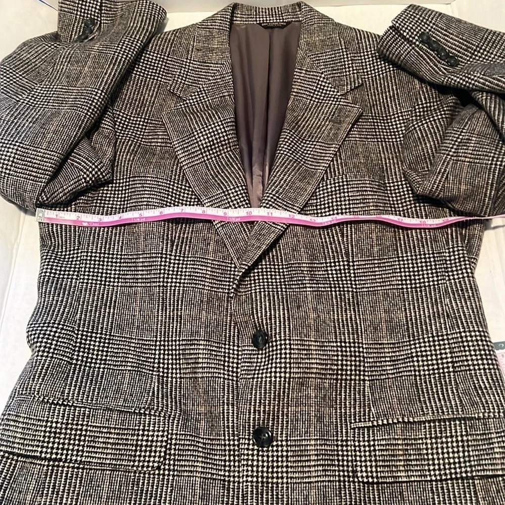 Fifth Avenue Collection Lord & Taylor men's blazer 100% Camel hair.